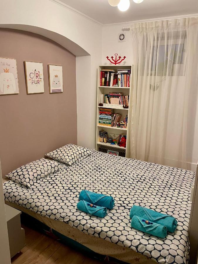 Scandinavian Home In Bucharest City Center Ngoại thất bức ảnh